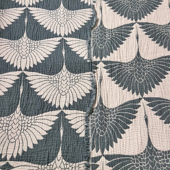 Luxury Bedspread King Organic Muslin Quilted Crinkle  2 Side FLiPSiDE Teal Crane - Picture 4 of 15